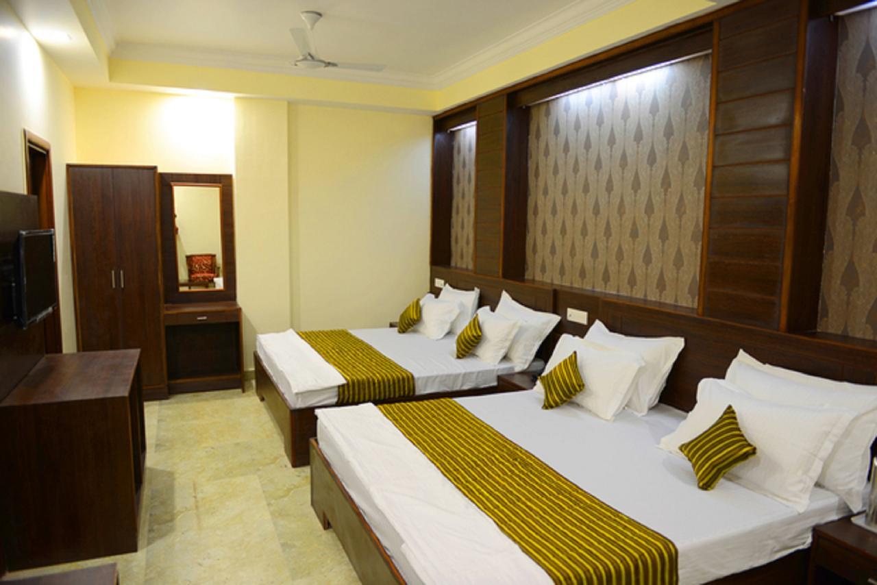 Anurag Hotel Katra  Buitenkant foto